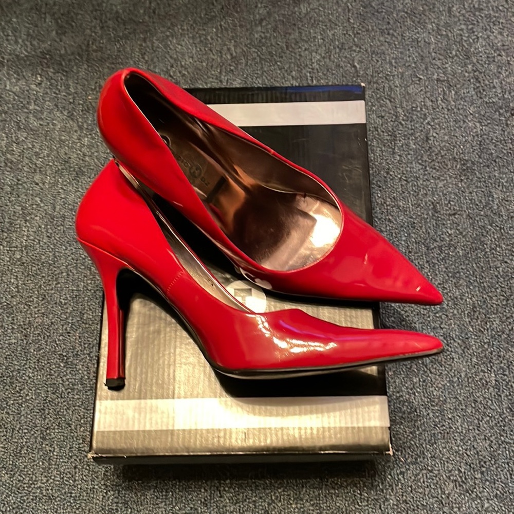 Studio HD2 Chastity Red Heels
